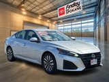 Used 2023 Nissan Altima 2.5 SV image 2