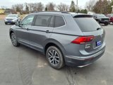 Used 2020 Volkswagen Tiguan SE image 3