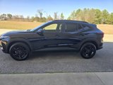 New 2025 Chevrolet Trax ACTIV w/ Sunroof Package image 2