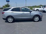 Used 2024 Chevrolet Equinox LT image 2