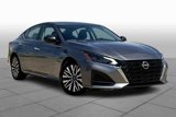 Used 2024 Nissan Altima 2.5 SV image 2
