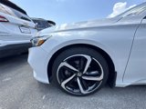 Used 2018 Honda Accord Sport image 2