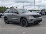Used 2020 Jeep Grand Cherokee Laredo image 2