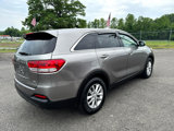 Used 2018 Kia Sorento L image 4