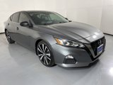 Used 2022 Nissan Altima 2.5 SR image 2