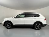 Used 2021 Volkswagen Tiguan SE w/ Panoramic Sunroof Package image 4