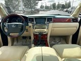 Used 2008 Lexus LX 570 4WD w/ Technology Pkg image 3
