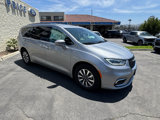 Used 2021 Chrysler Pacifica Touring-L image 2