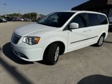 Used 2016 Chrysler Town & Country Touring image 3