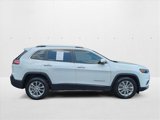 Used 2019 Jeep Cherokee Latitude w/ Cold Weather Group image 4