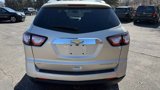 Used 2015 Chevrolet Traverse LT w/ Style and Technology Package image 4
