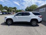 Used 2022 Chevrolet Traverse LT image 2