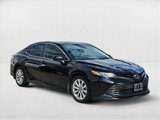 Used 2020 Toyota Camry LE image 3