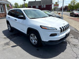Used 2016 Jeep Cherokee Sport image 3
