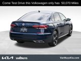 Used 2020 Volkswagen Passat 2.0T R-Line image 2