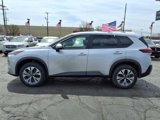 Used 2023 Nissan Rogue SV image 4
