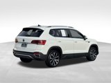 Used 2024 Volkswagen Taos SE image 5