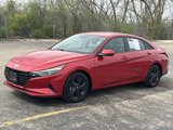 Certified 2022 Hyundai Elantra SEL w/ Convenience Package image 3