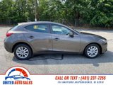 Used 2015 MAZDA MAZDA3 i Touring w/ Technology Package image 6