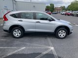 Used 2016 Honda CR-V LX image 2