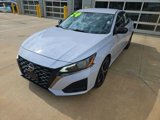 Used 2024 Nissan Altima 2.5 SR image 3