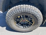 Used 2017 Toyota Tacoma TRD Off-Road image 5