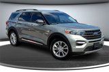 Used 2020 Ford Explorer XLT w/ Equipment Group 202A image 3