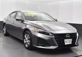 Used 2023 Nissan Altima 2.5 S image 2
