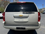 Used 2013 Chevrolet Suburban LT image 4