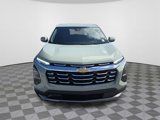 New 2025 Chevrolet Equinox LT image 3