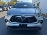 Used 2024 Toyota Highlander LE image 6