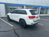 Used 2017 Jeep Grand Cherokee Laredo image 4