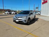 Used 2018 Toyota RAV4 LE image 3