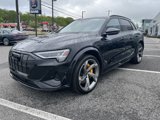 Used 2022 Audi e-tron S Prestige w/ Prestige Package image 3