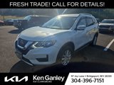 Used 2018 Nissan Rogue SV image 3