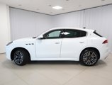 New 2025 Maserati Grecale GT image 2