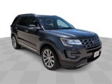 Used 2017 Ford Explorer Limited image 2