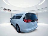 Used 2023 Chrysler Voyager LX image 5