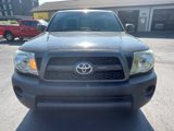 Used 2011 Toyota Tacoma 4x4 Regular Cab image 2