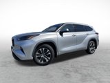 Used 2022 Toyota Highlander XLE image 1