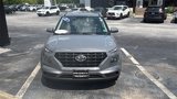Used 2021 Hyundai Venue SE image 5