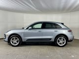 Certified 2024 Porsche Macan image 2