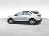 Used 2022 Chevrolet Equinox LS image 3