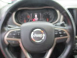 Used 2016 Jeep Cherokee Latitude image 2