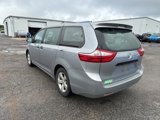 Used 2015 Toyota Sienna L image 3