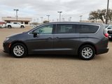 Used 2022 Chrysler Voyager LX image 2