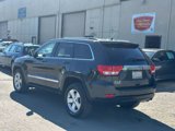 Used 2011 Jeep Grand Cherokee Laredo image 4