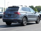 Used 2018 Volkswagen Tiguan S image 3