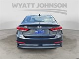 Used 2017 Hyundai Elantra SE image 4