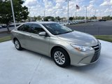 Used 2015 Toyota Camry LE image 2